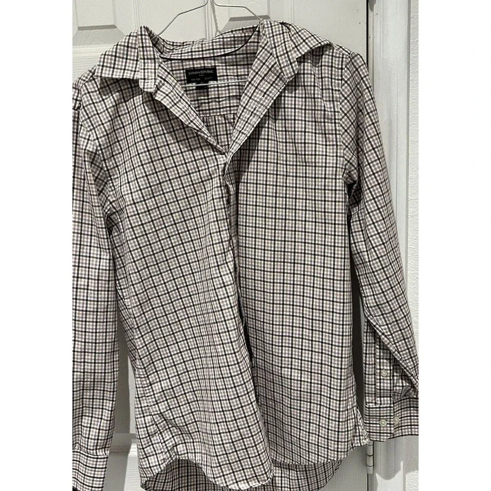 Banana Republic Mens Button Up Long Sleeved Shirt Sz XL Red Check Slim Non Iron
